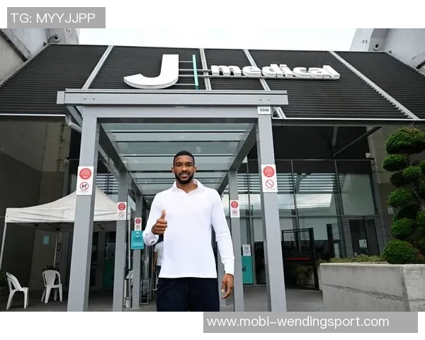 布雷默庆祝百场里程碑感谢尤文大家庭的支持与陪伴